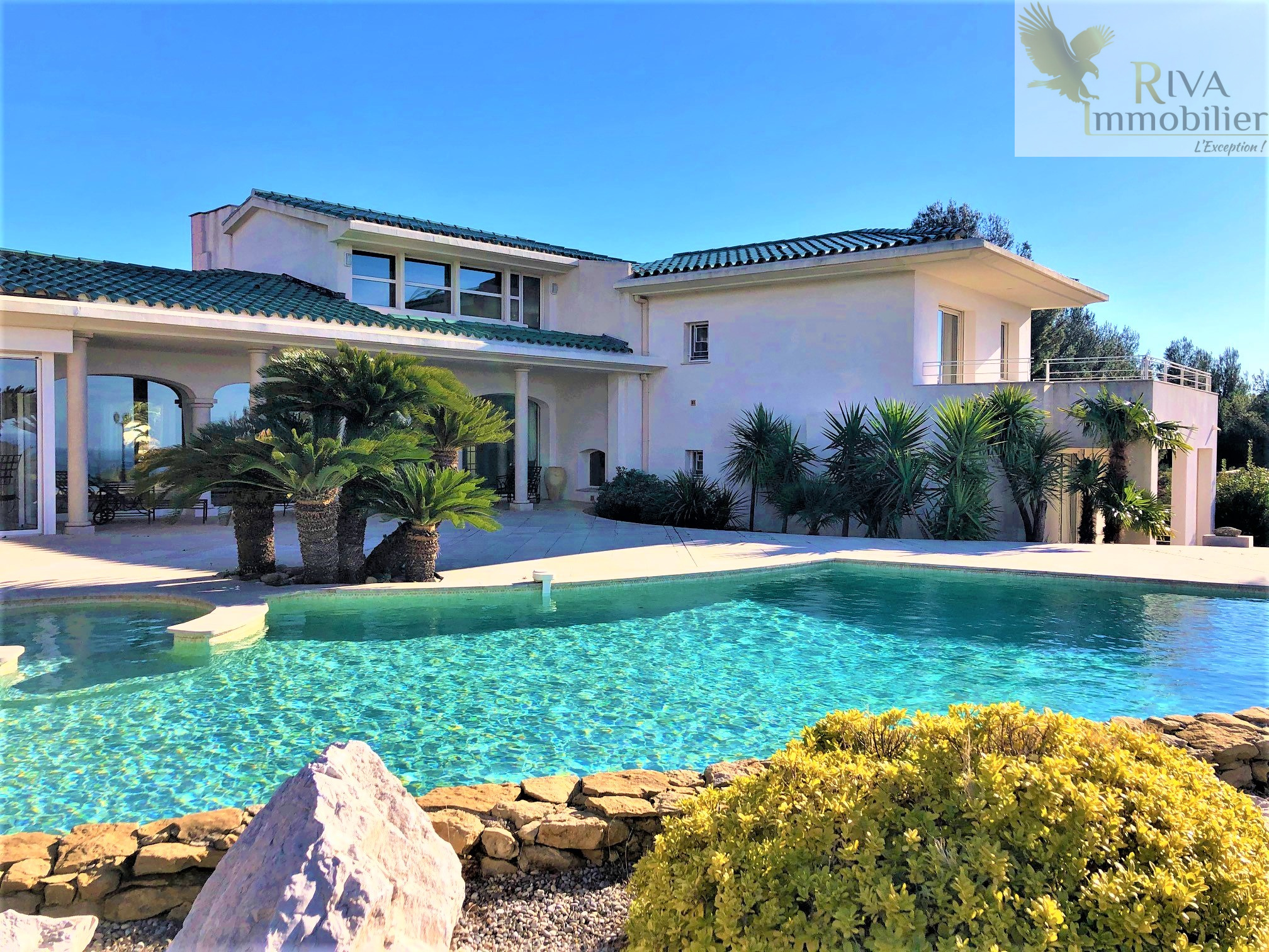 Vente LA CADIERE D'AZUR 83740 VILLA STYLE CALIFORNIEN VUE MER